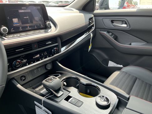 New 2026 Nissan Rogue SV w/ Rock Creek Premium Package image 25