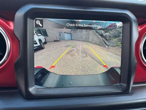 Used 2021 Jeep Gladiator Rubicon AWD/4WD image 27