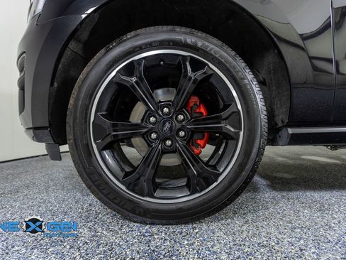 Used 2022 Ford Expedition Max Limited AWD/4WD image 47
