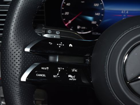 New 2026 Mercedes-Benz GLS 450 4MATIC image 8