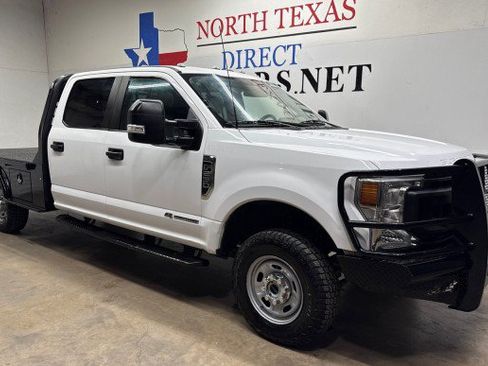 Used 2022 Ford F250 XL w/ Power Equipment Group AWD/4WD image 3