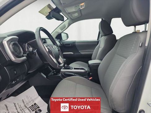 Certified 2023 Toyota Tacoma SR5 AWD/4WD image 11