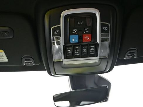 New 2026 RAM 1500 4x4 Crew Cab image 25