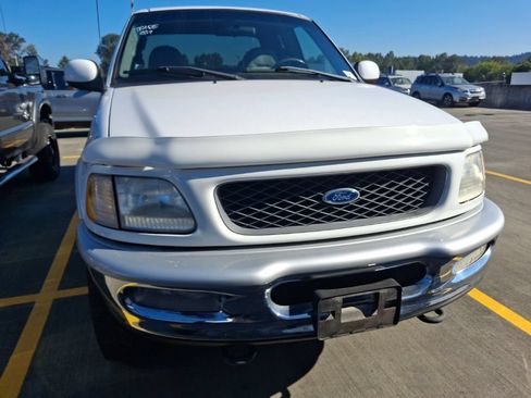 Used 1998 Ford F250 4x4 SuperCab image 3