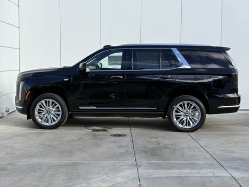 New 2026 Cadillac Escalade Luxury image 4