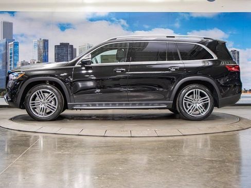 Used 2026 Mercedes-Benz GLS 450 4MATIC image 6