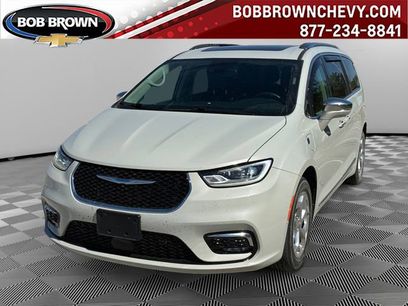 Used 2021 Chrysler Pacifica Limited w/ Premium & Safety Sphere Group