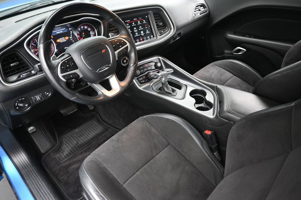 Used 2018 Dodge Challenger GT w/ GT Interior Package AWD/4WD image 14