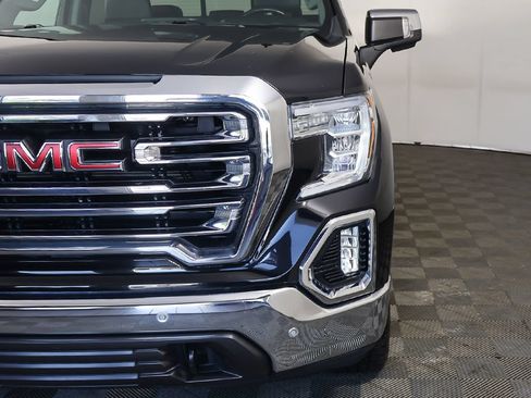 Used 2020 GMC Sierra 1500 SLT w/ SLT Premium Plus Package AWD/4WD image 19