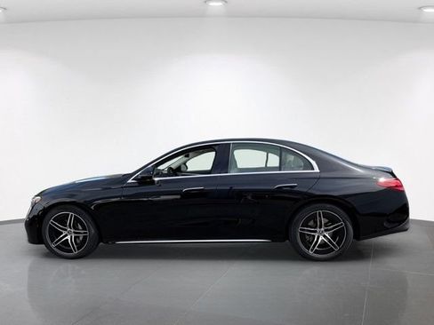 New 2026 Mercedes-Benz E 350 4MATIC Sedan image 4