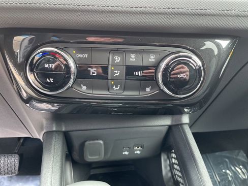 New 2026 Chevrolet TrailBlazer LT w/ Convenience Package FWD image 18