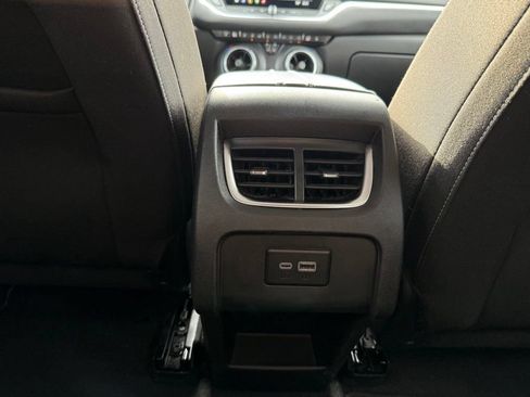 Used 2025 Chevrolet Blazer LT AWD/4WD image 25