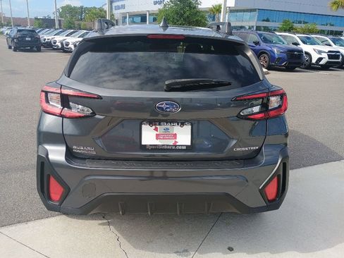 Used 2024 Subaru Crosstrek 2.0i Premium AWD/4WD image 6