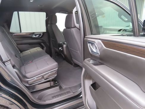 Used 2024 GMC Yukon SLE AWD/4WD image 28