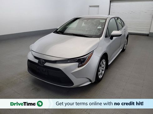 Used 2023 Toyota Corolla LE w/ Carpet Mat Package (TMS) FWD image 1