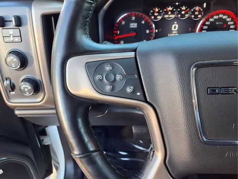 Used 2016 GMC Sierra 2500 Denali image 13