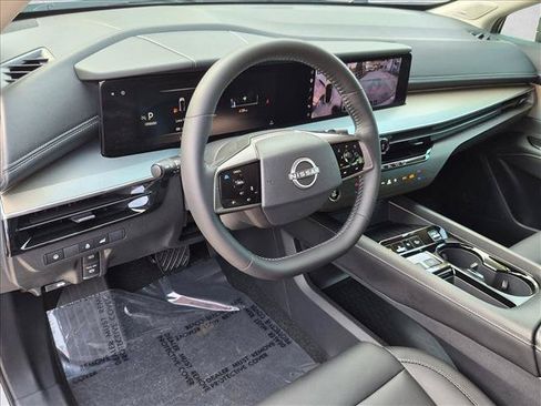 Certified 2025 Nissan Murano SL w/ Cargo Package AWD/4WD image 10