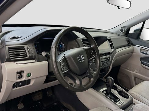 Used 2020 Honda Pilot EX image 18