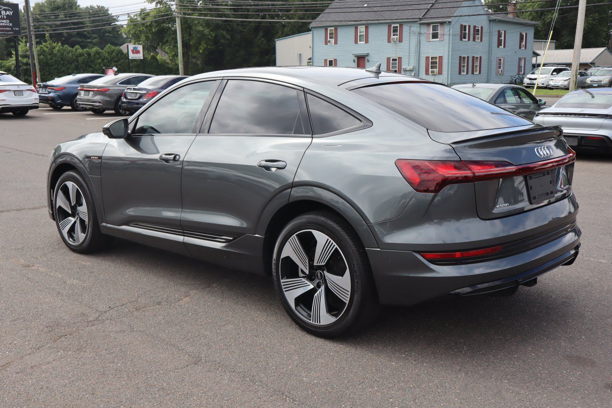 Used 2021 Audi e-tron Prestige w/ Prestige Package AWD/4WD image 7