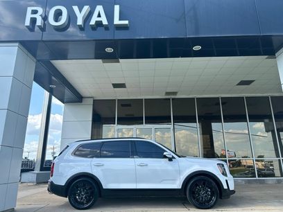 Used 2022 Kia Telluride SX w/ SX Prestige Package
