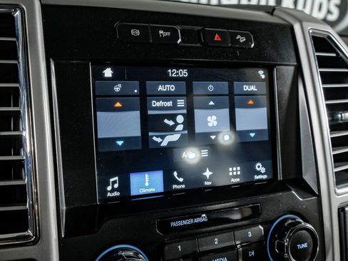 Used 2017 Ford F350 Lariat w/ Lariat Ultimate Package image 29