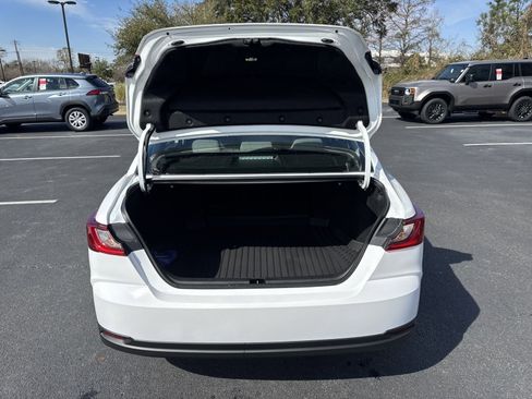 New 2025 Toyota Camry LE w/ Convenience Package FWD image 30