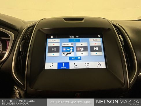 Used 2018 Ford Edge Titanium image 34