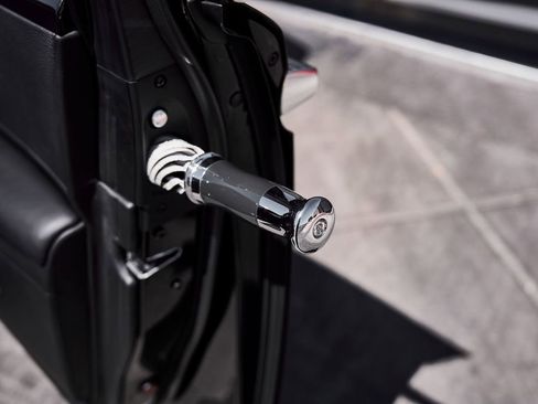 Used 2014 Rolls-Royce Ghost RWD image 24