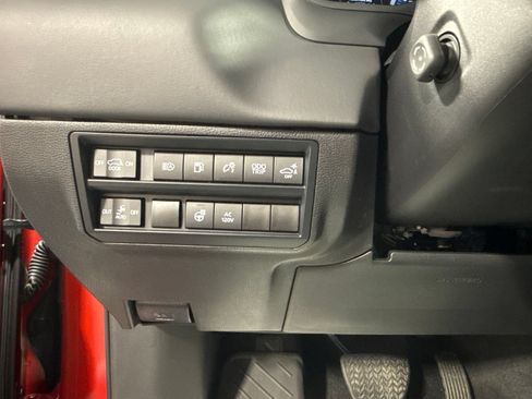 Used 2025 Toyota Sequoia Platinum AWD/4WD image 46