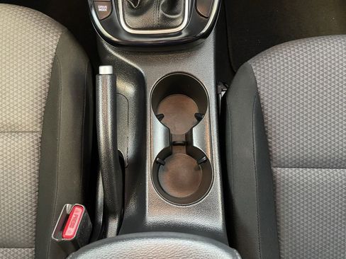 Used 2024 Kia Soul LX image 32