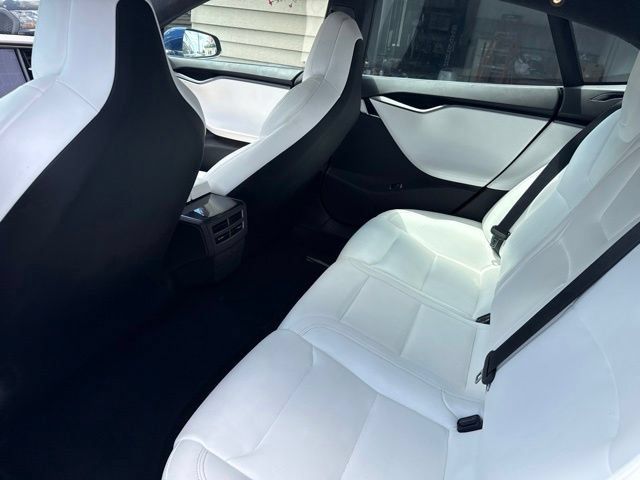 Used 2019 Tesla Model S Performance AWD/4WD image 16