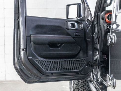 Used 2021 Jeep Wrangler Unlimited Rubicon AWD/4WD image 14