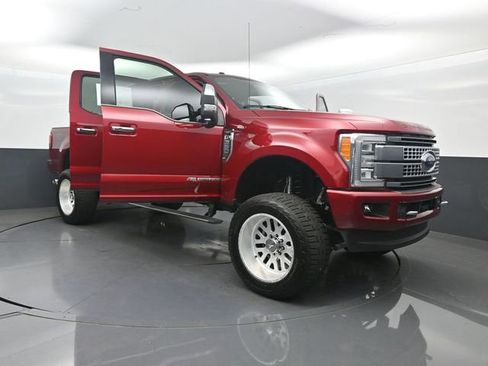 Used 2018 Ford F350 Platinum w/ Platinum Ultimate Package AWD/4WD image 34