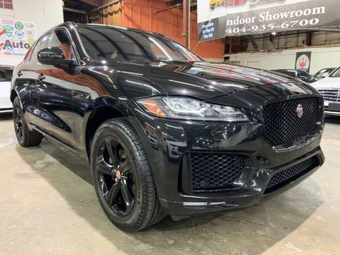 Used 2020 Jaguar F-PACE Checkered Flag image 8