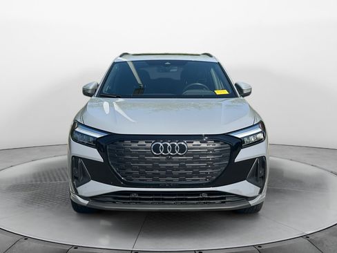 Used 2024 Audi Q4 e-tron Premium Plus AWD/4WD image 2