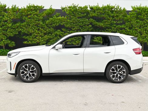 Used 2025 BMW X3 xDrive30 AWD/4WD image 6