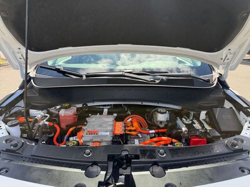 Used 2022 Chevrolet Bolt EUV LT w/ Driver Confidence Package FWD image 29