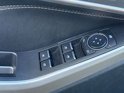 Used 2024 Ford Explorer XLT w/ Equipment Group 202A image 12