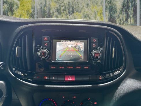 Used 2018 RAM ProMaster City Tradesman FWD image 25