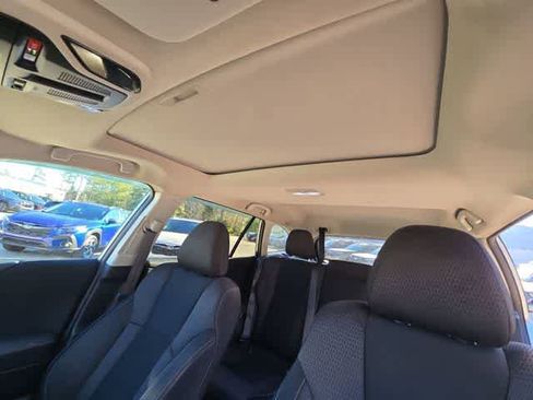 Used 2024 Subaru Outback Premium image 18