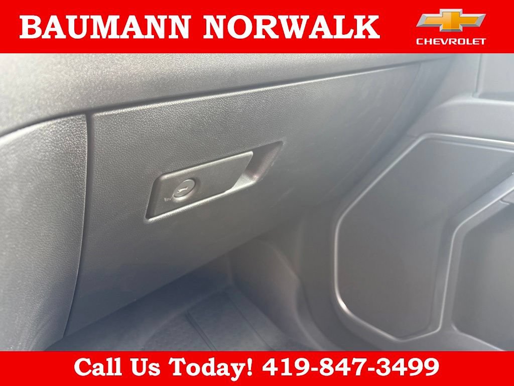 Used 2026 Chevrolet Silverado 1500 RST w/ LPO, Dark Essentials Package AWD/4WD image 36