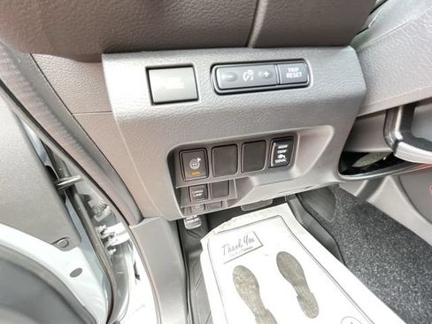 Used 2026 Nissan Frontier Pro-X w/ Pro-X Convenience Package RWD image 11