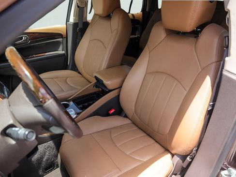 Used 2015 Buick Enclave Leather FWD image 10