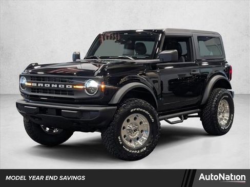 New 2025 Ford Bronco 2-Door image 1