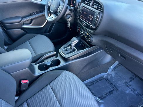 Certified 2024 Kia Soul LX w/ Option Group 015 image 15