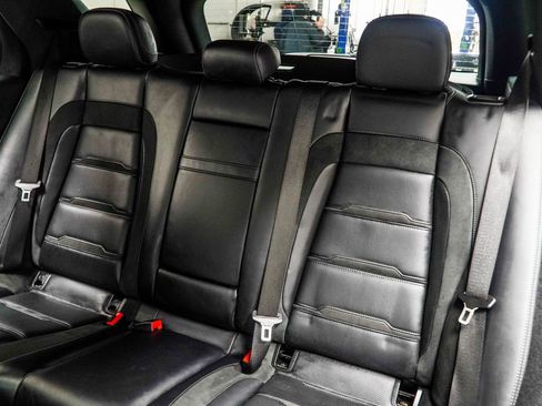 Used 2022 Mercedes-Benz GLE 53 AMG 4MATIC image 38
