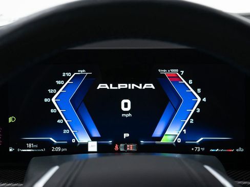 Used 2025 BMW ALPINA XB7 AWD/4WD image 40