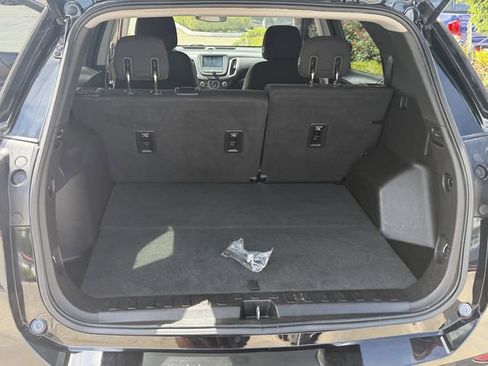Used 2018 Chevrolet Equinox LT FWD image 23