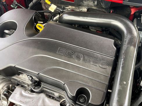 Used 2023 Chevrolet Equinox LT image 35