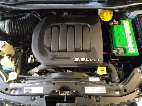Used 2016 Dodge Grand Caravan SE w/ Quick Order Package 29E SE FWD image 30